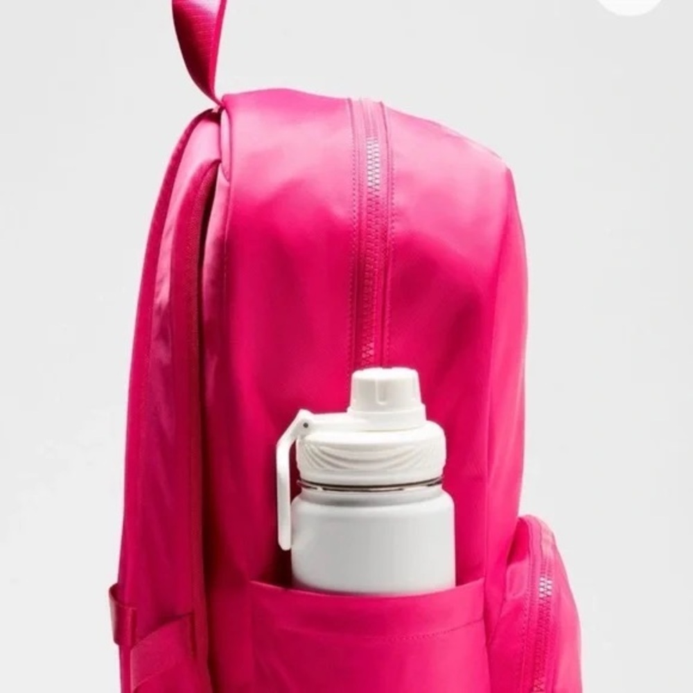 NWT Lululemon Vibrant Calypso Pink Everywhere Backpack 22L - Picture 3 of 5